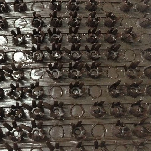 Щетинистое покрытие AF Ромб на otdelka1.ru