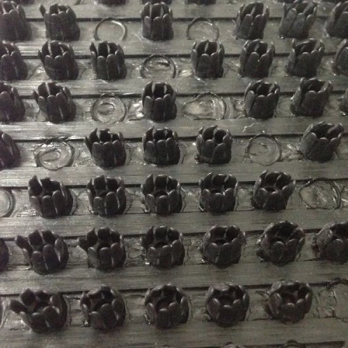 Щетинистое покрытие AF Ромб на otdelka1.ru