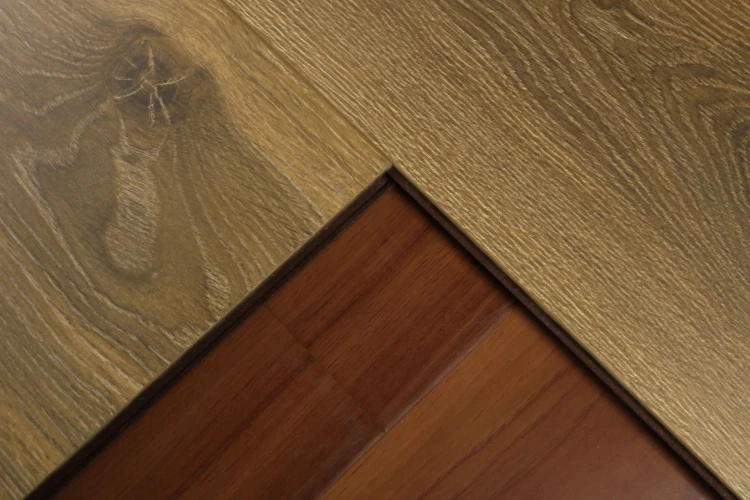 Ламинат Robust Wood Aqua Vision Джог на otdelka1.ru