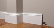 Плинтус полимерный Decor Dizayn DD31 на otdelka1.ru