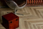 Кварц-виниловая плитка Vinilam Parquet Herringbone Glue IS11166 Паркет Классический на Otdelka1.ru