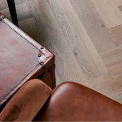 Кварц-виниловая плитка Vinilam Parquet Herringbone Glue GD11199 Паркет Венецианский