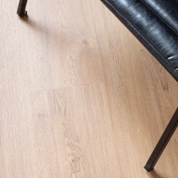 Кварц-виниловый ламинат Vinilam Cork Premium 33999 Дуб Гранада