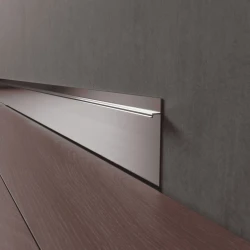 Скрытый плинтус LWD Без покрытия 80 мм