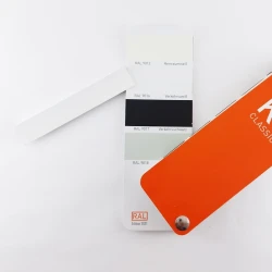Микроплинтус ФЕСО с пружинами Белый RAL 9016 Муар