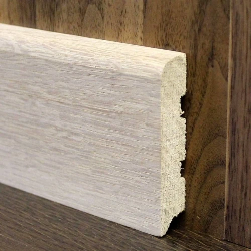 Плинтус массивный Дуб 70x15 мм прямой на otdelka1.ru