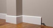 Плинтус полимерный Decor Dizayn DD707 на otdelka1.ru