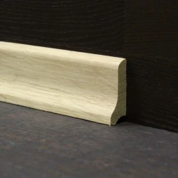 Плинтус массивный Дуб 50x17 мм евро