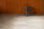 Кварц-виниловая плитка Винилам / Vinilam Chevron Glue RI4445118CL4 Шеврон Сезар на otdelka1.ru