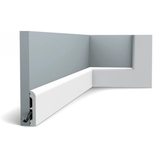 Плинтус Orac decor SX183 на Otdelka1.ru