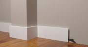 Плинтус полимерный Decor Dizayn DD709 на otdelka1.ru