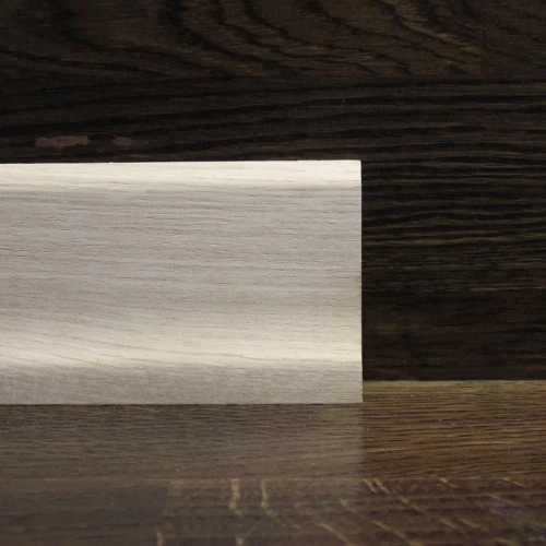 Плинтус массивный Дуб 70x17 мм евро на otdelka1.ru