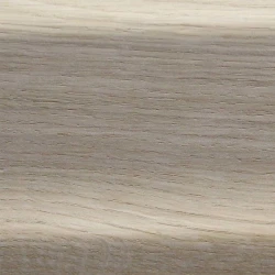 Плинтус массивный Дуб 70x17 мм евро