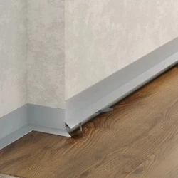 Микроплинтус Laconistiq L Max Серебряный анодированный