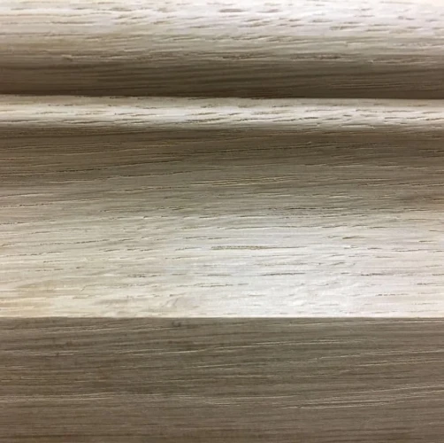 Плинтус массивный Дуб 70x17 мм фигурный на otdelka1.ru