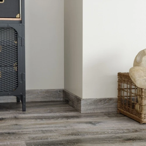 Кварцевый плинтус Fargo 366-1 Дуб дакота на otdelka1.ru