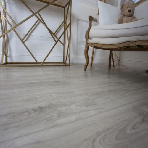 Виниловый Ламинат Деми флор / Damy floor Family SL3793-3 Дуб Белый на otdelka1.ru