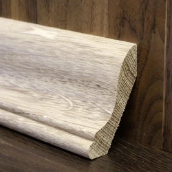 Плинтус-галтель массивный Дуб большая лодочка