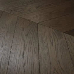Паркетная доска Parquet Prime Chevron Дуб R-40 547 мм