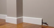 Плинтус полимерный Decor Dizayn DD723 на otdelka1.ru