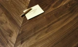 Паркетная доска Parquet Prime Chevron Орех Churchill на Otdelka1.ru