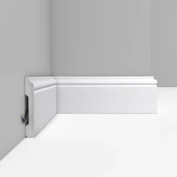 Плинтус напольный Decomaster D005-70