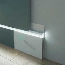 Вставка в скрытый плинтус МДФ Ликорн К-27.70 грунт 70 мм