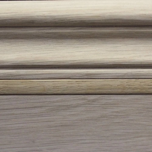 Плинтус массивный Дуб 100x20 мм фигурный на otdelka1.ru