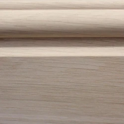 Плинтус массивный Дуб 120x20 мм фигурный