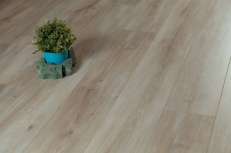 Ламинат Кронопол / Kronopol Platinium Terra D4920 Montmartre Oak на otdelka1.ru