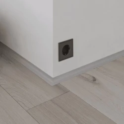 Микро плинтус Лайн Ликорн C-05.25.2 L-образный серебристый