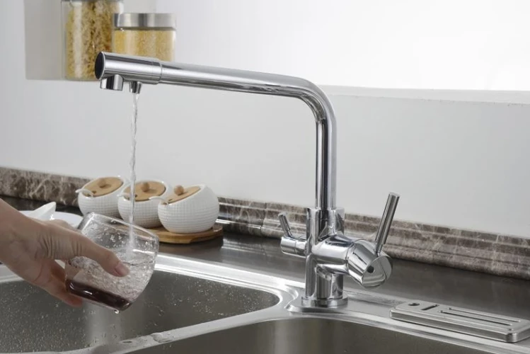 Смеситель EMAR EC-3003 3003 на Otdelka1.ru