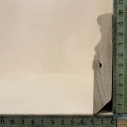 Плинтус массивный Лиственница 100x18 мм фигурный