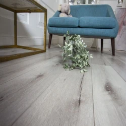 Виниловый Ламинат Деми флор / Damy floor Family Т7020-2 Дуб Классический серый