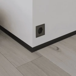 Микро плинтус Лайн Ликорн C-05.25.3 L-образный черный