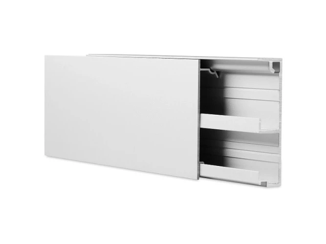 Скрытый плинтус с кабель-каналом и крышкой Ликорн С-07.3.2 на otdelka1.ru