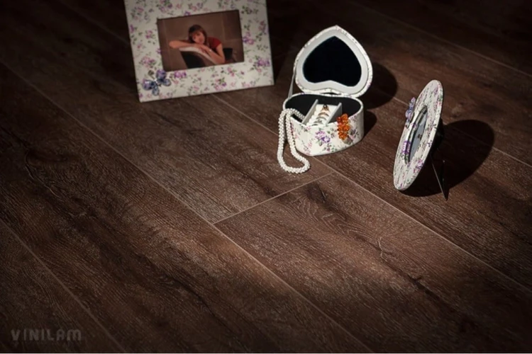 Виниловый Ламинат Винилам / Vinilam Гибрид 10-085V Дуб Лир на otdelka1.ru