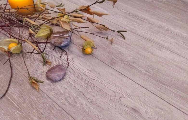 Кварцевый ламинат Stone Floor К0061-3 MP Дуб Эксплорер на Otdelka1.ru